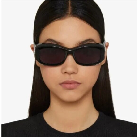 NEW GIVENCHY SUNGLASSES GIVENCHY BLACK GREY EYEWEAR - Picture 3 of 4